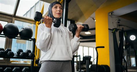 4 Signs Working Out Every Day Is Too Much, From .